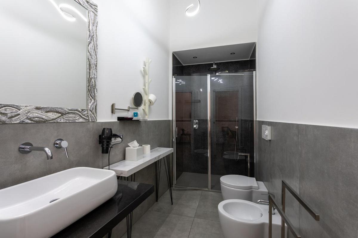 Little Square Arona Hotel Екстериор снимка