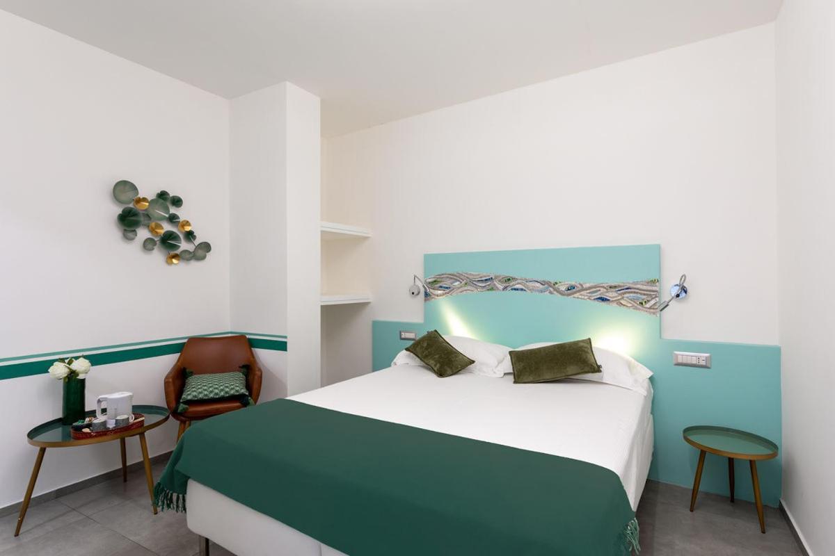Little Square Arona Hotel Екстериор снимка